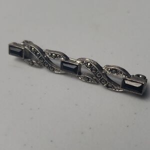 Vintage-Like Brooche  